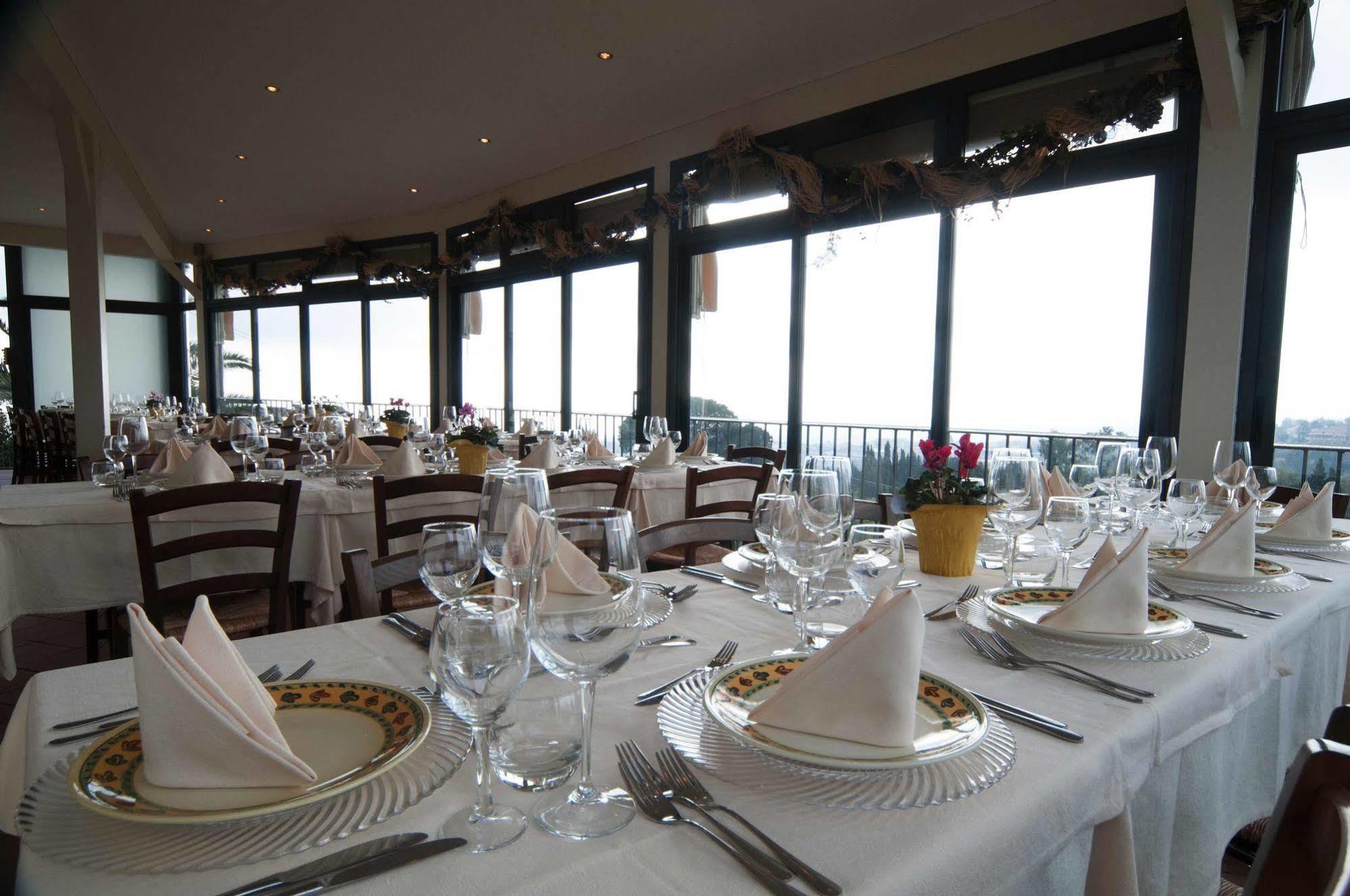 Agriturismo Tenuta San Michele Santa Venerina Eksteriør billede